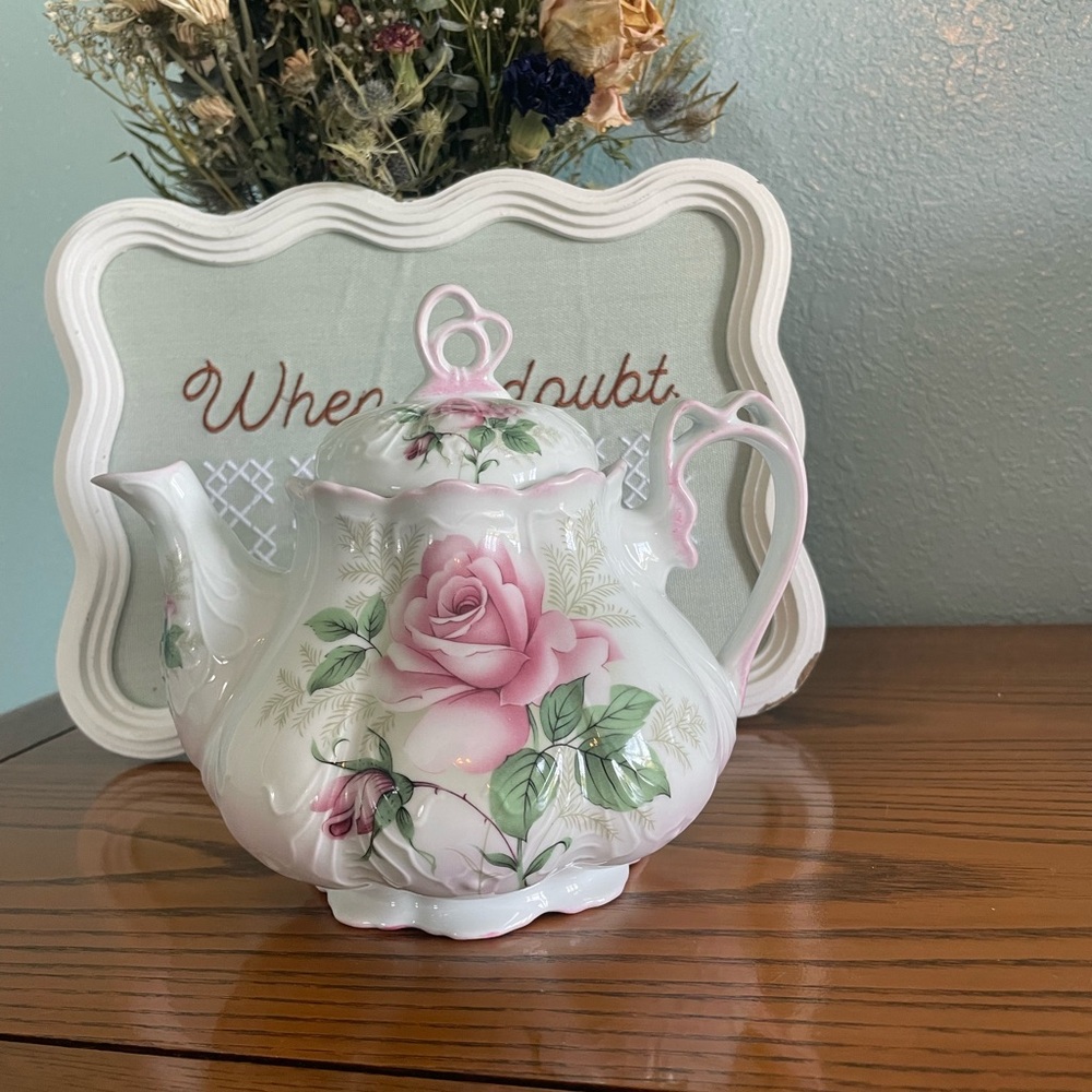 Pink Rose Floral Teapot - Decorative Porcelain